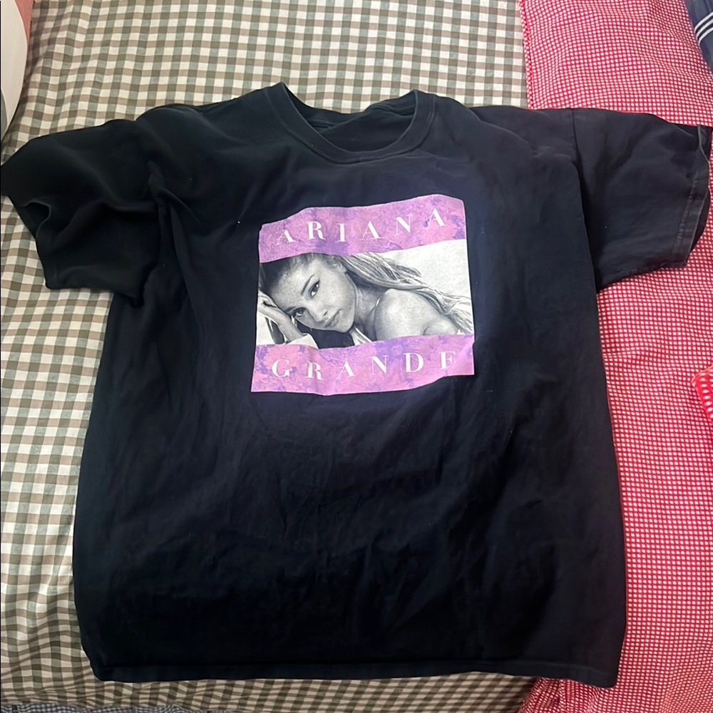 Ariana Grande Black T-Shirt
